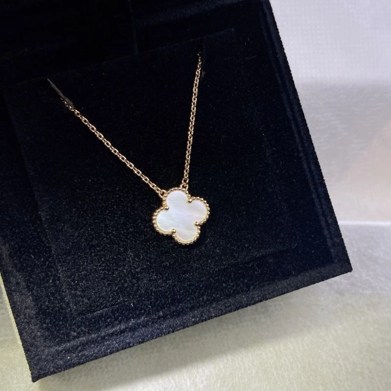 ZipUp Vca Necklaces 254356
