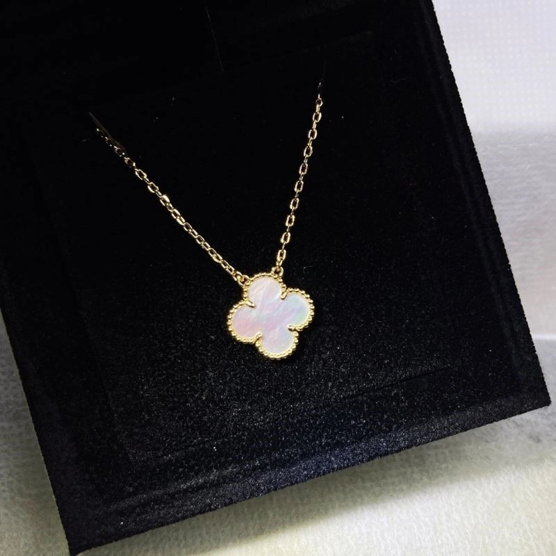 ZipUp Vca Necklaces 254356
