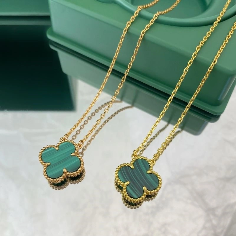 Vca Necklaces Elegant 254344