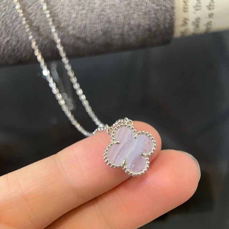 Attractive Vca Necklaces 254336