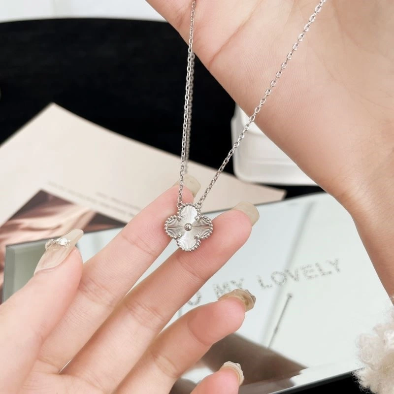 EasyMatch Vca Necklaces 254341