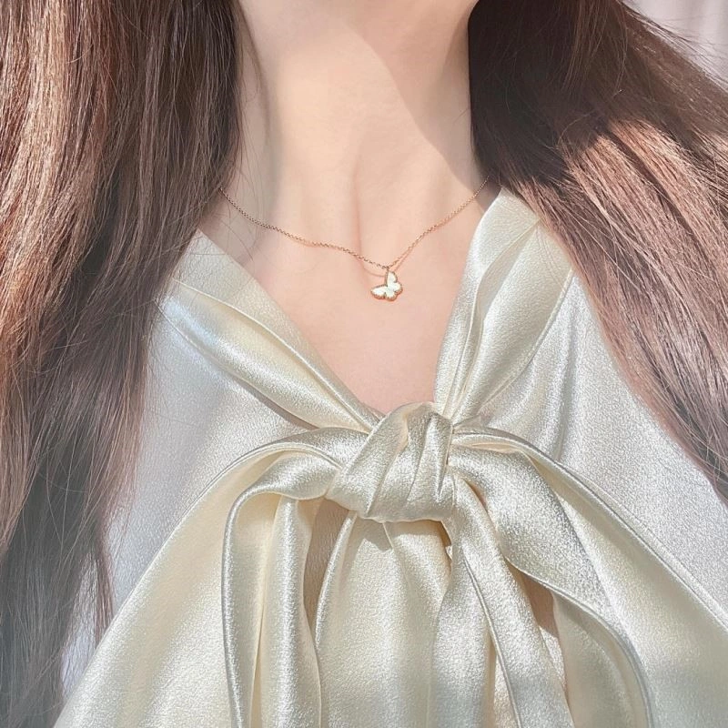 Vca Necklaces Sleek 254326