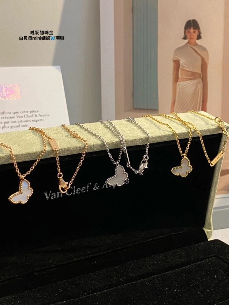 Vca Necklaces Sleek 254326