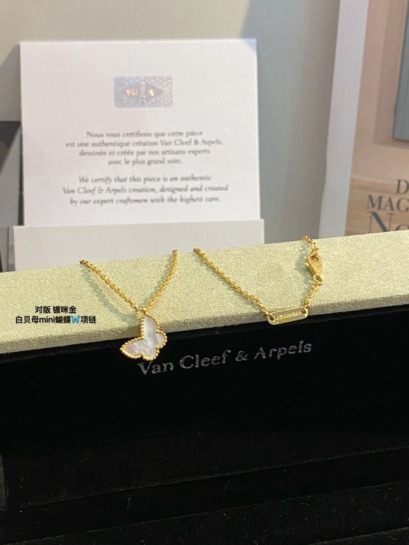 Vca Necklaces Sleek 254326