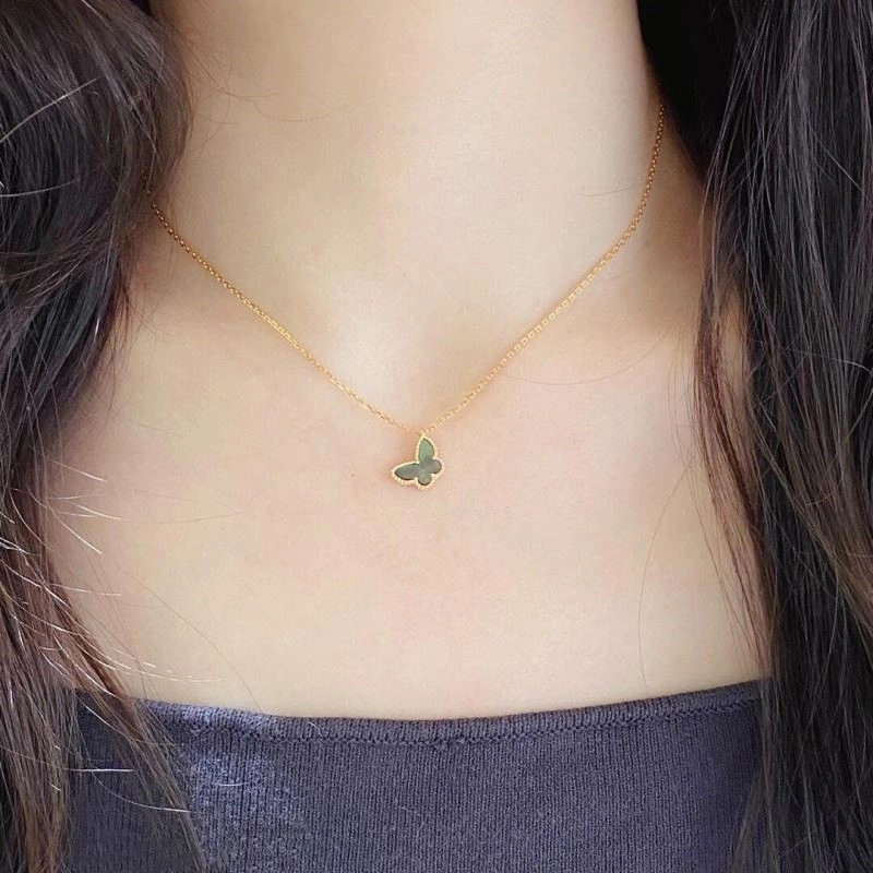 Vca Necklaces Timeless 254337