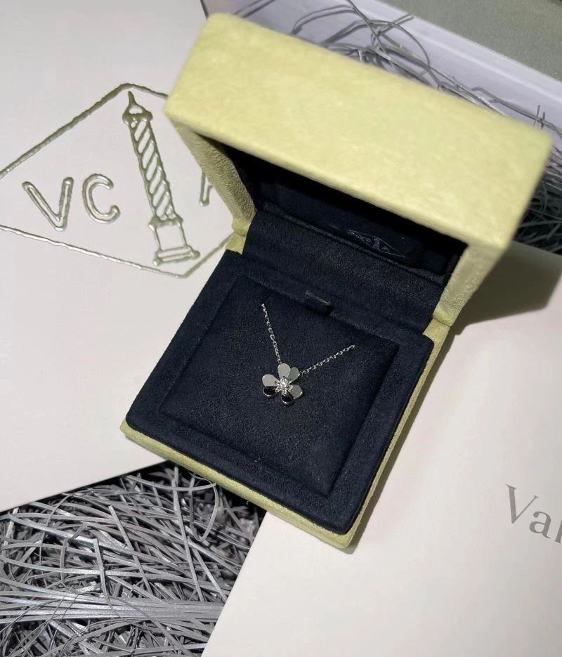 Vca Necklaces Trendsetting 254345