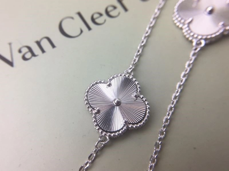 StreetReady Vca Necklaces 254350