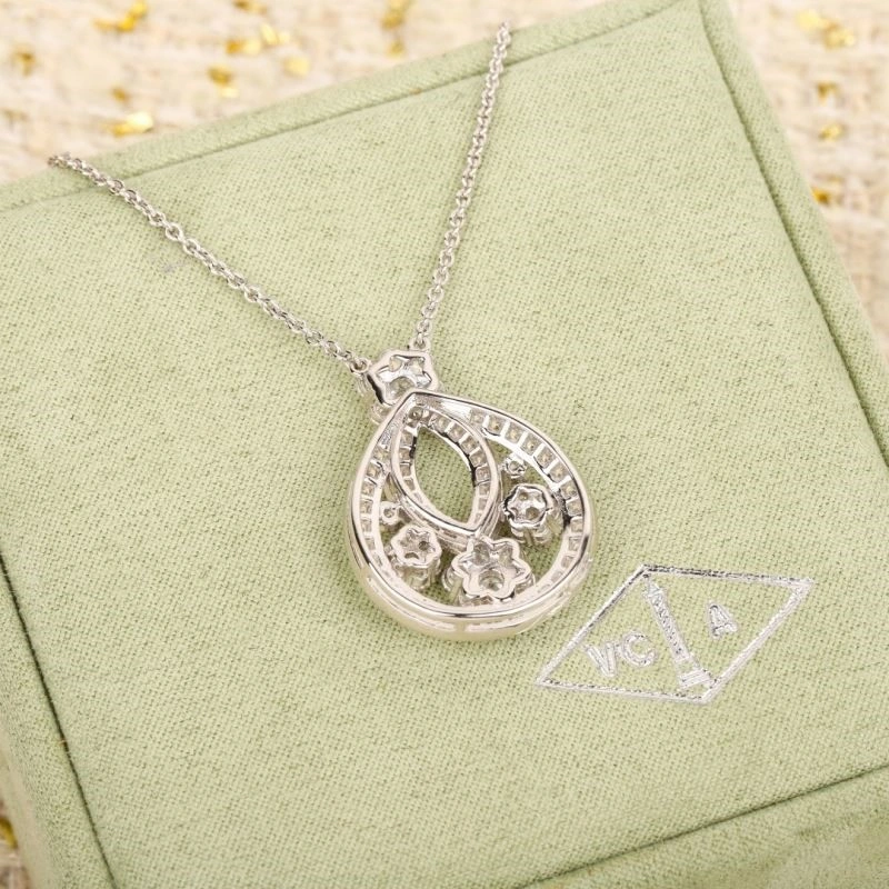 Vca Necklaces Vibrant 254358