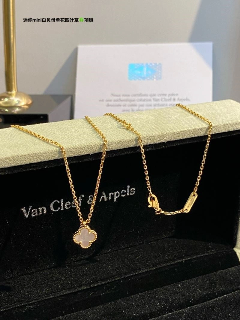 Vca Necklaces Bright 254342