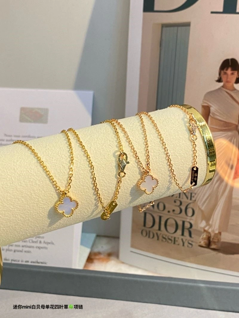 Vca Necklaces Bright 254342