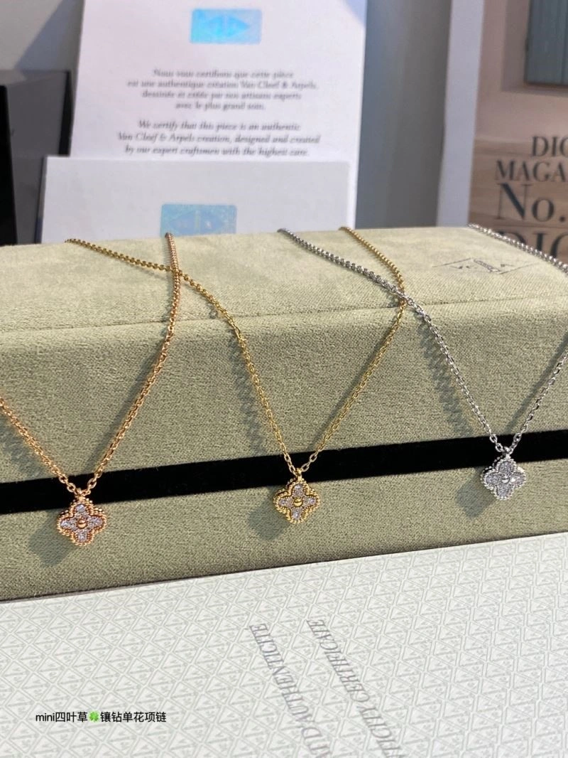 Vca Necklaces Breathable 254324