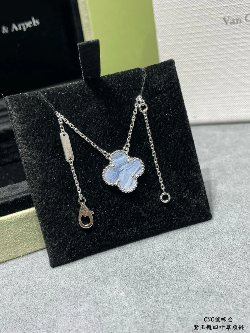 SunProtective Vca Necklaces 254322
