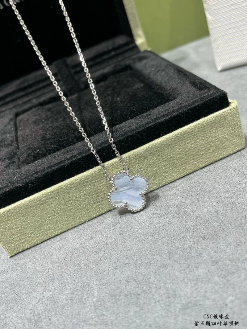 SunProtective Vca Necklaces 254322