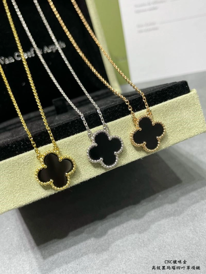 Vca Necklaces TechFriendly 254318