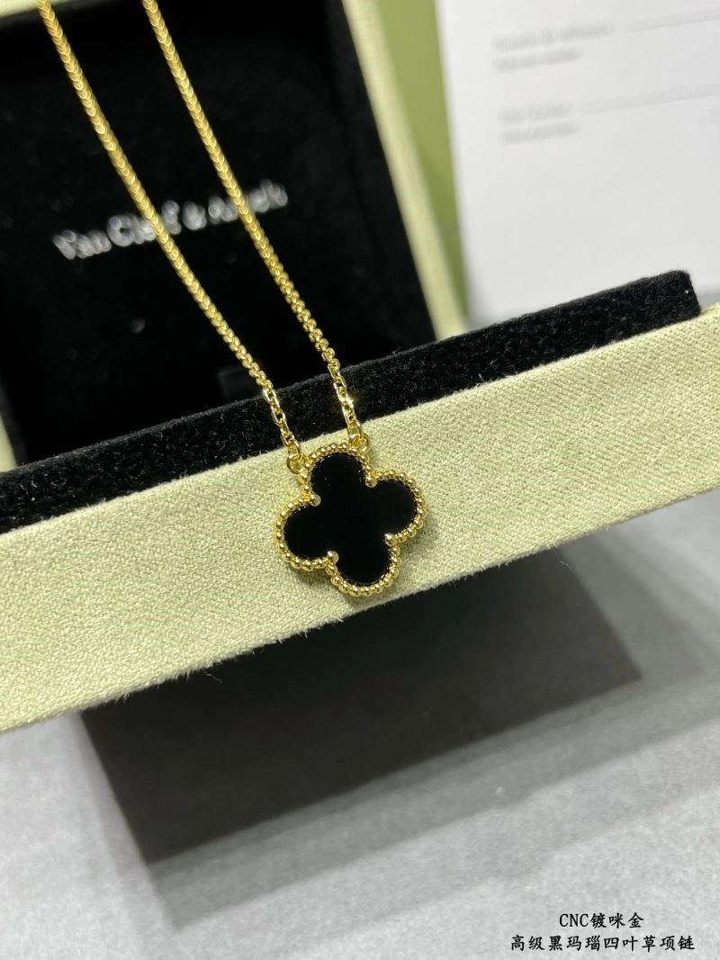 Vca Necklaces TechFriendly 254318
