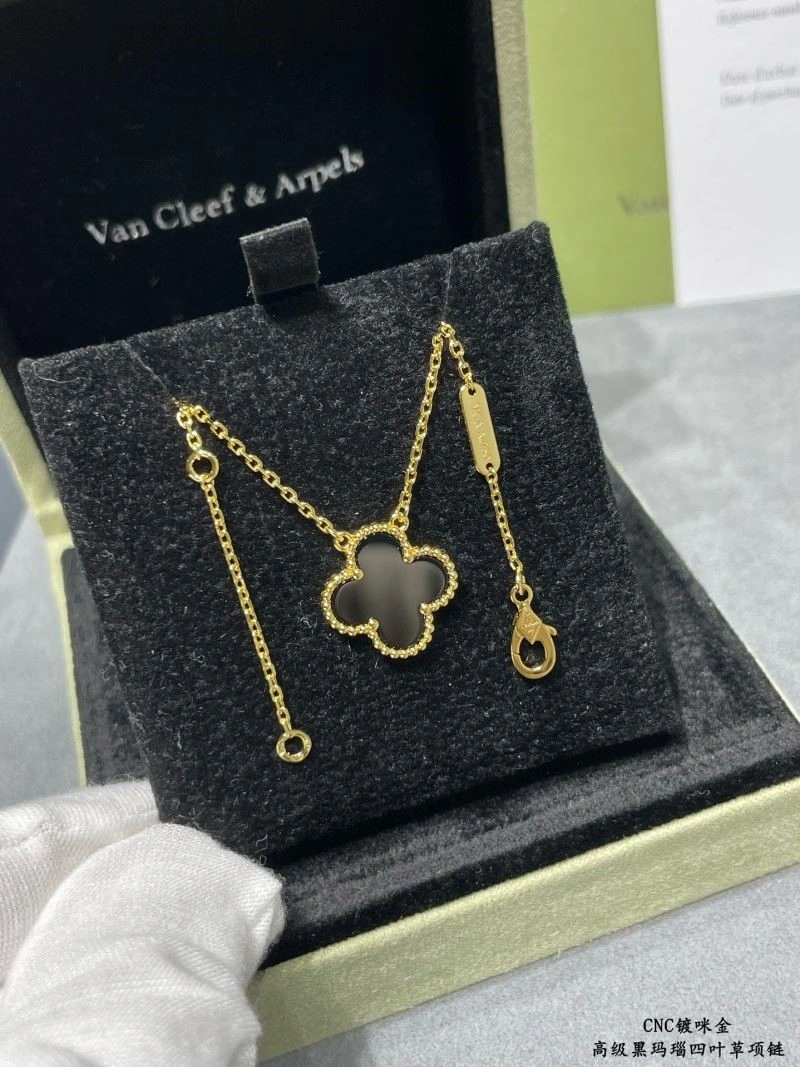 Vca Necklaces TechFriendly 254318
