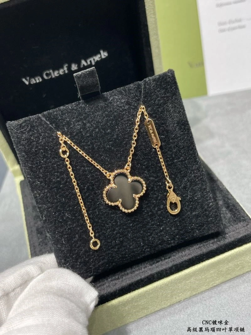 Vca Necklaces TechFriendly 254318