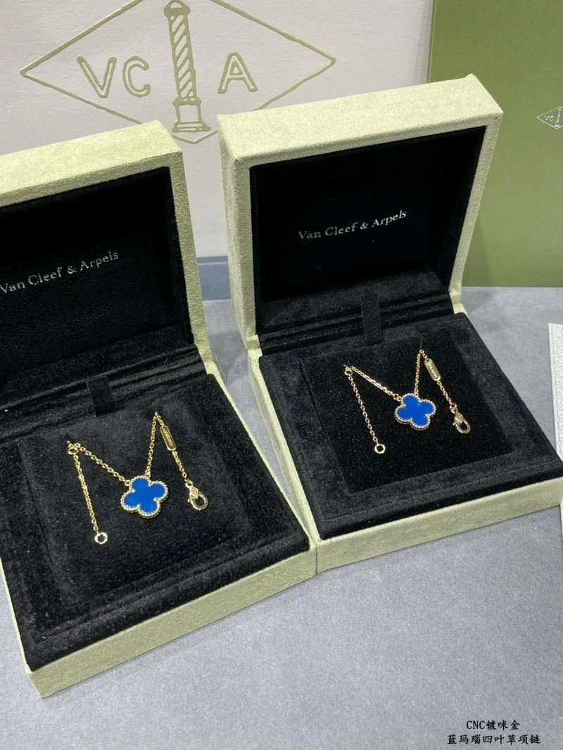 SunProtective Vca Necklaces 254317