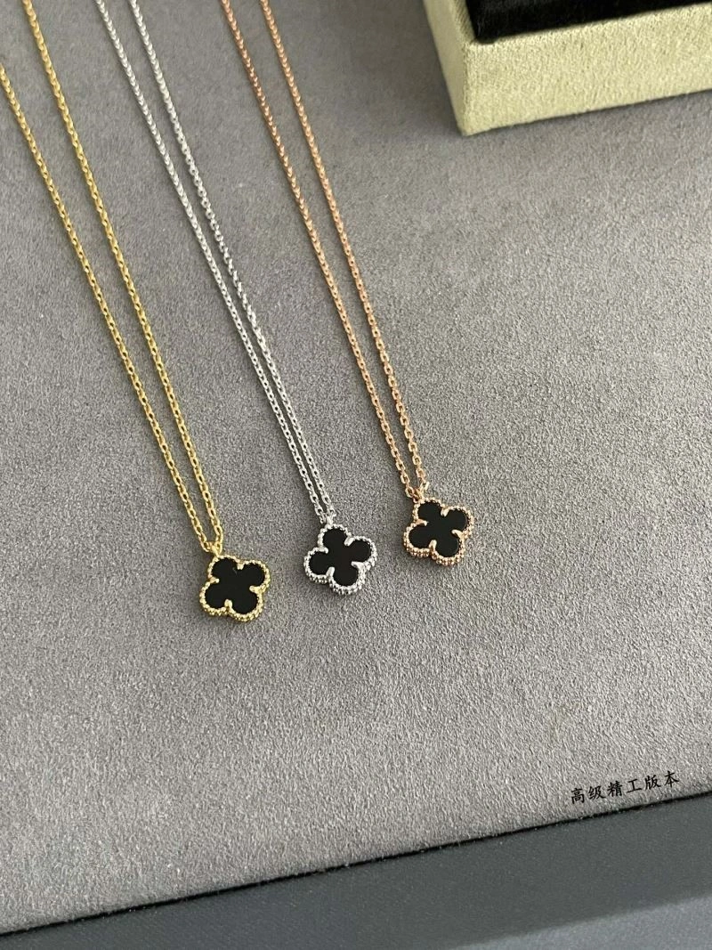 Vca Necklaces Unisex 254302