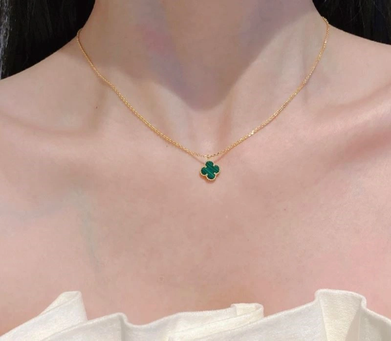 HighPerformance Vca Necklaces 254309