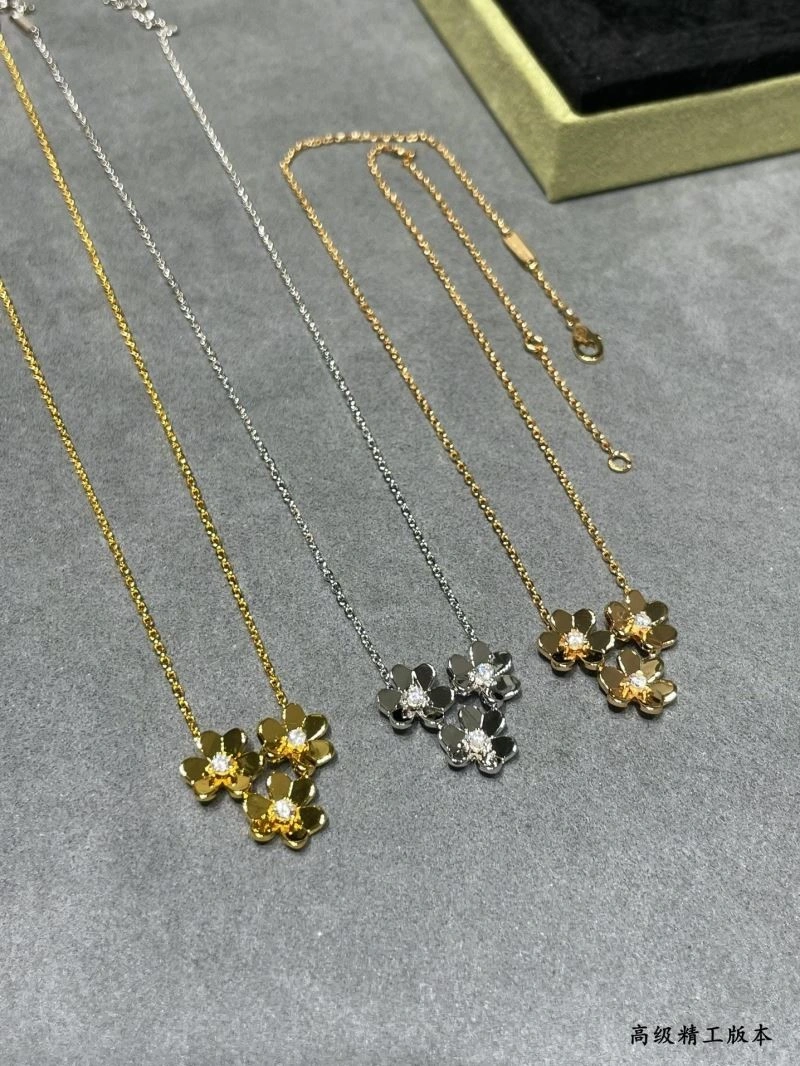FreshLook Vca Necklaces 254306