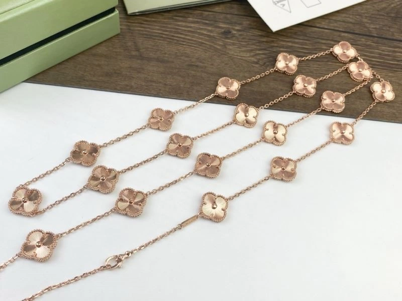 Vca Necklaces NewStyle 254301