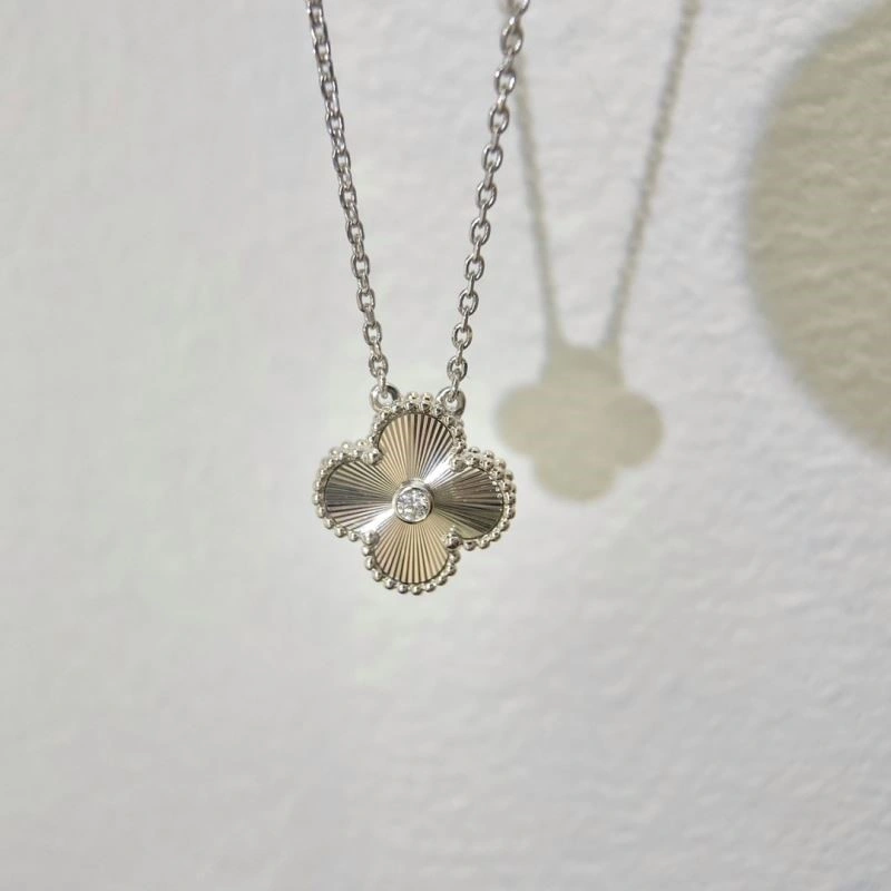 Vca Necklaces Efficient 254281