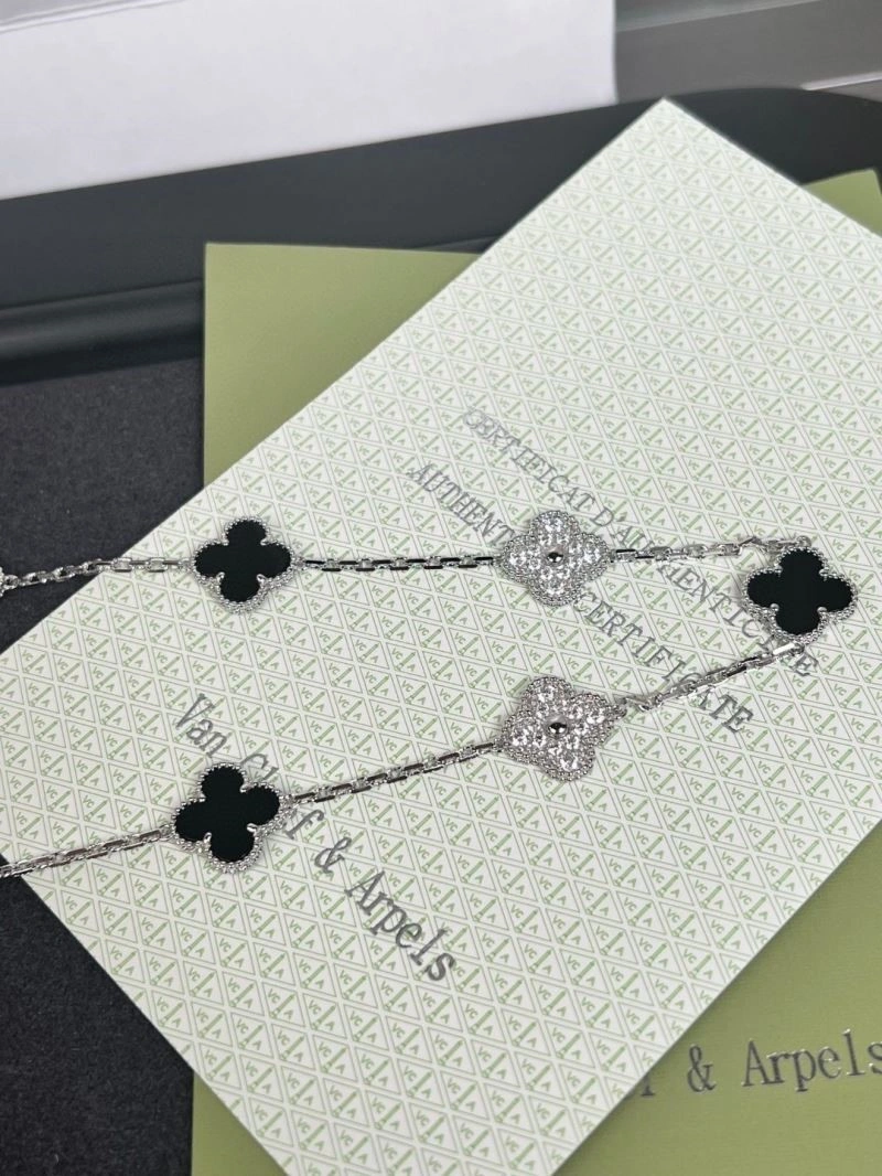 Chic Vca Necklaces 254277