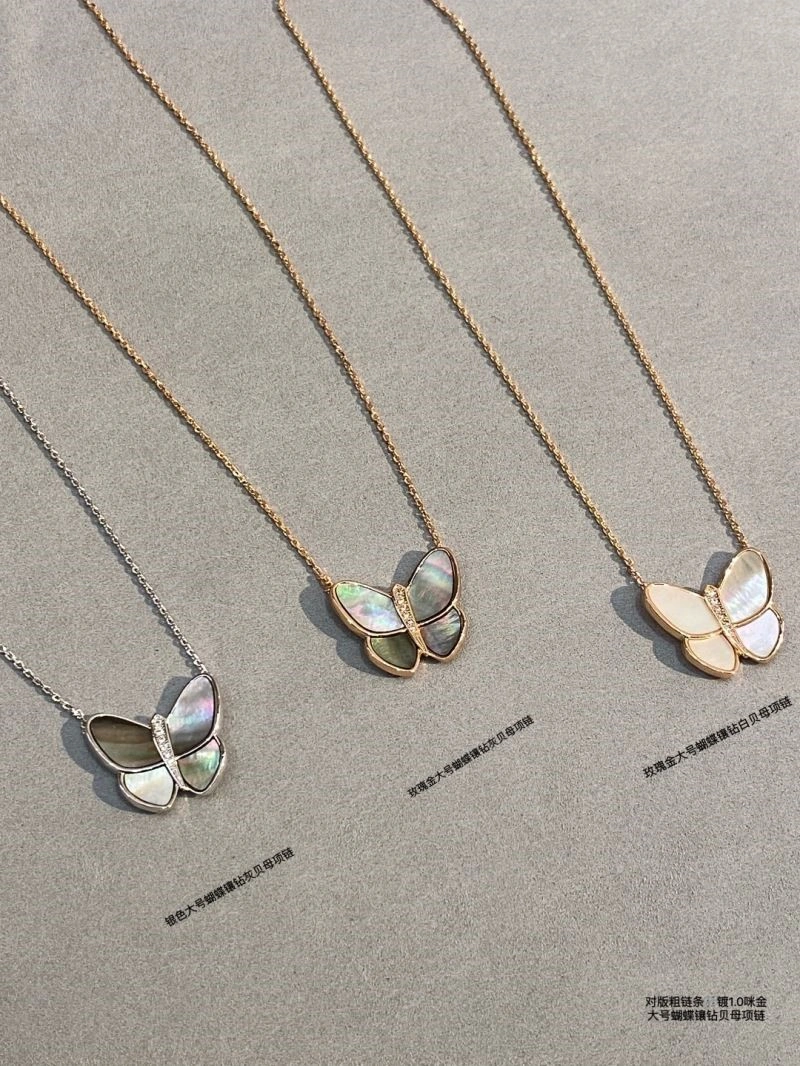 Functional Vca Necklaces 254257