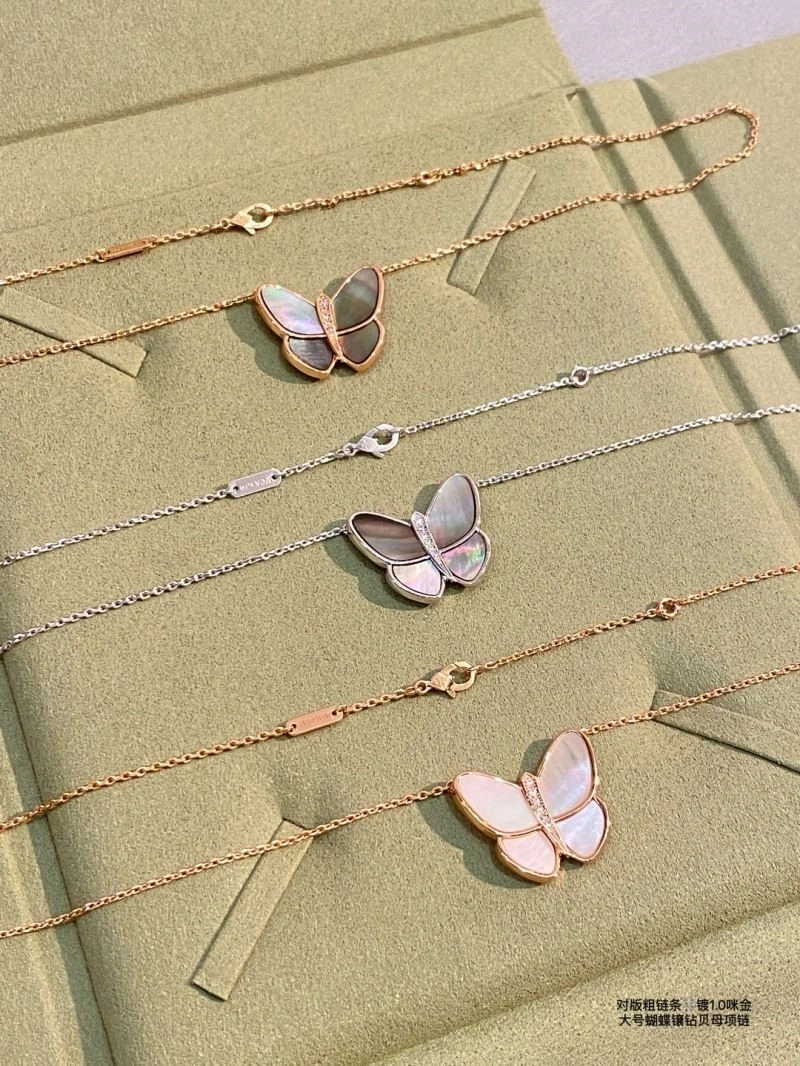 Functional Vca Necklaces 254257