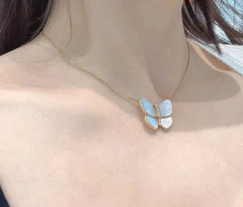 Flexible Vca Necklaces 254258
