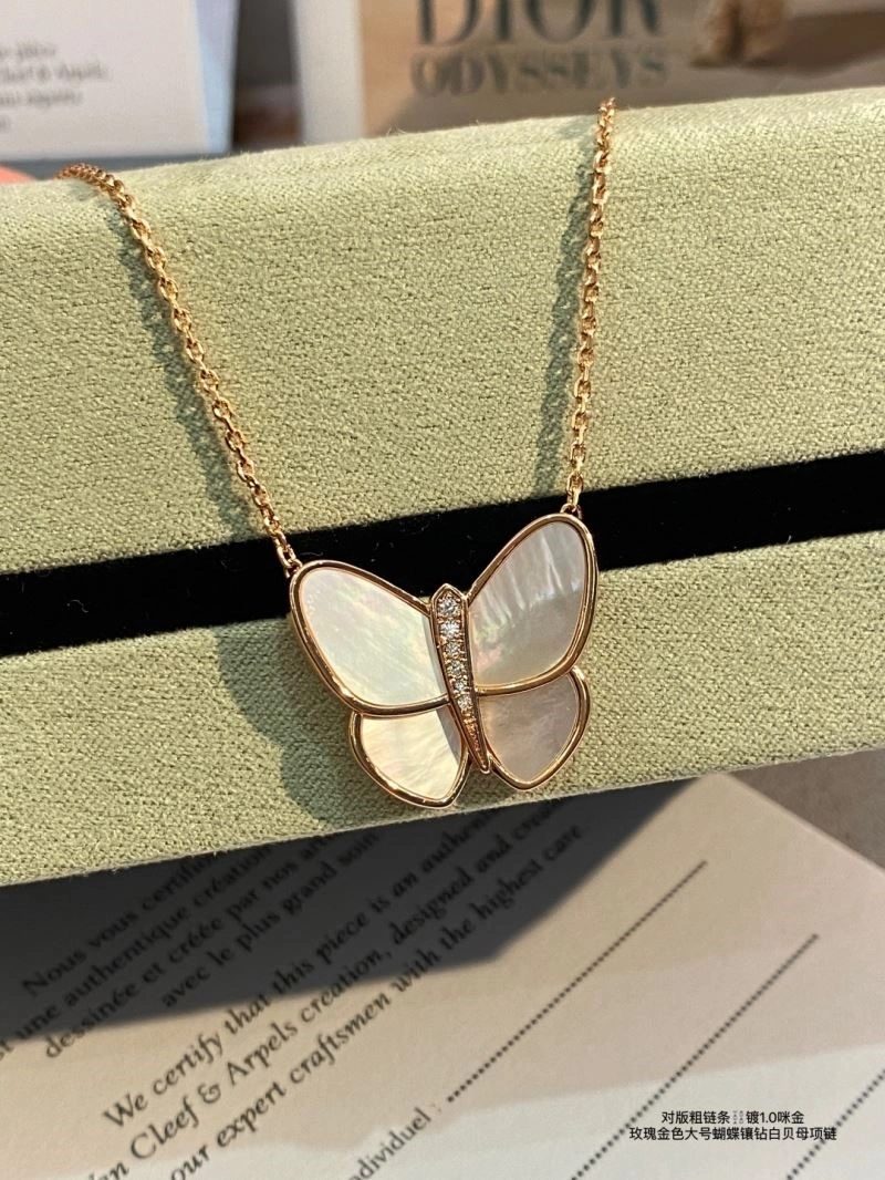 Flexible Vca Necklaces 254258