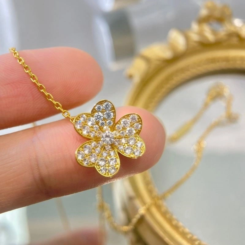 Vca Necklaces Stylish 254193