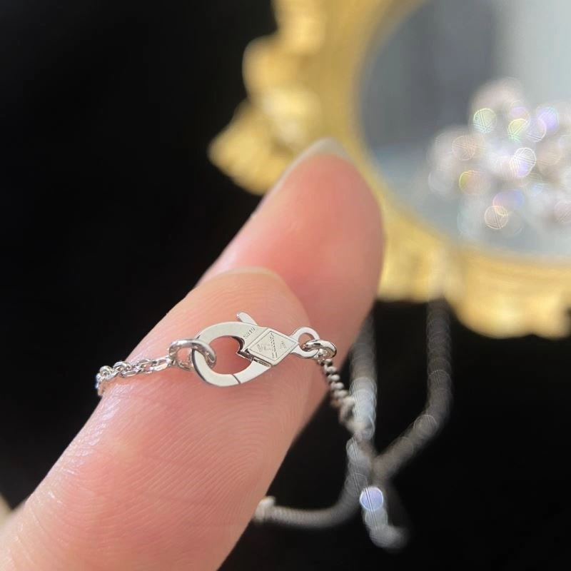 Vca Necklaces Sophisticated 254192
