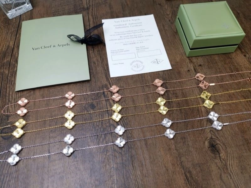 Vca Necklaces OdorResistant 254190