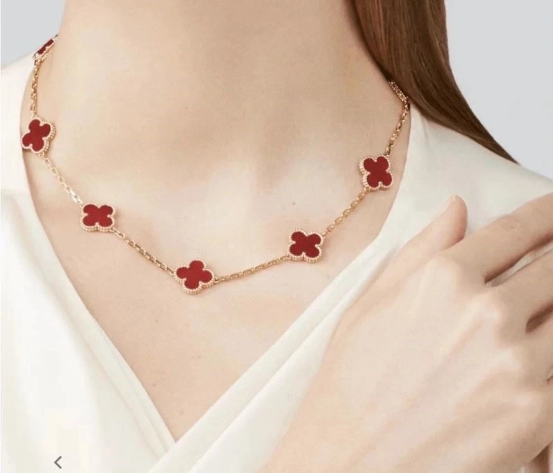 Vca Necklaces Compact 254191