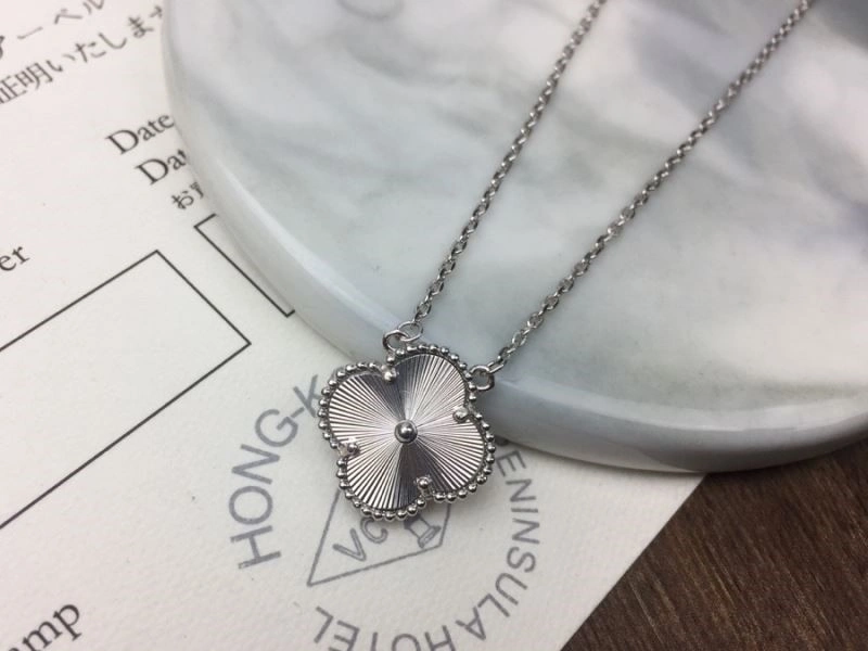 Vca Necklaces WaterResistant 254189