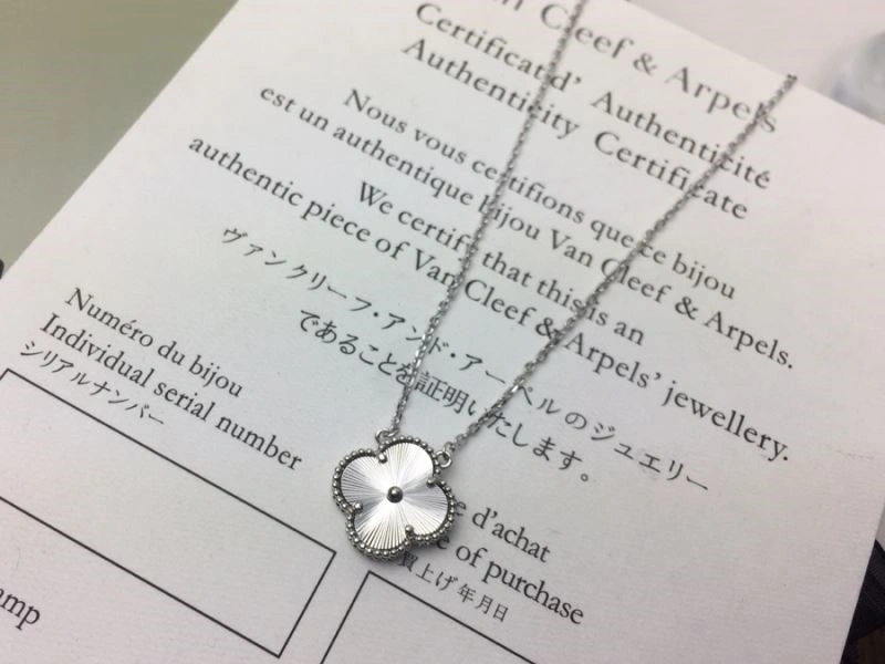 Vca Necklaces WaterResistant 254189