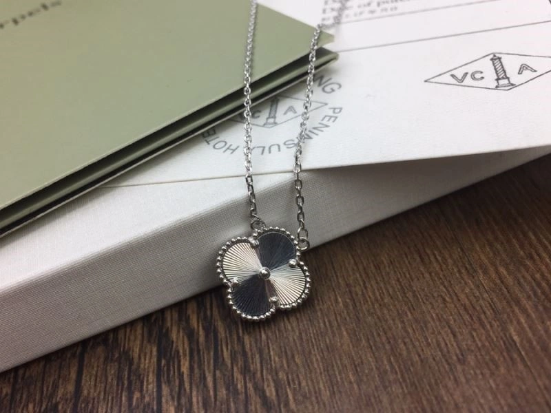 Vca Necklaces WaterResistant 254189
