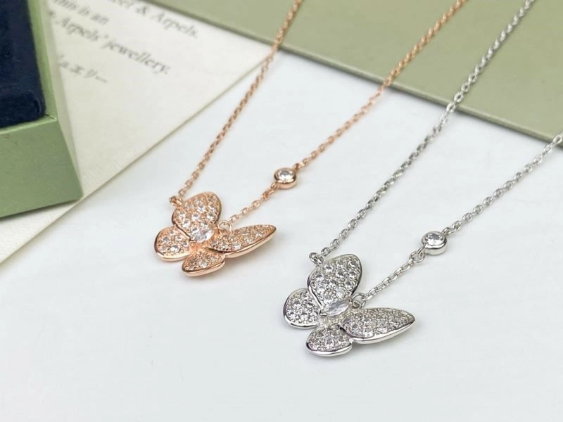 SmoothTexture Vca Necklaces 254183