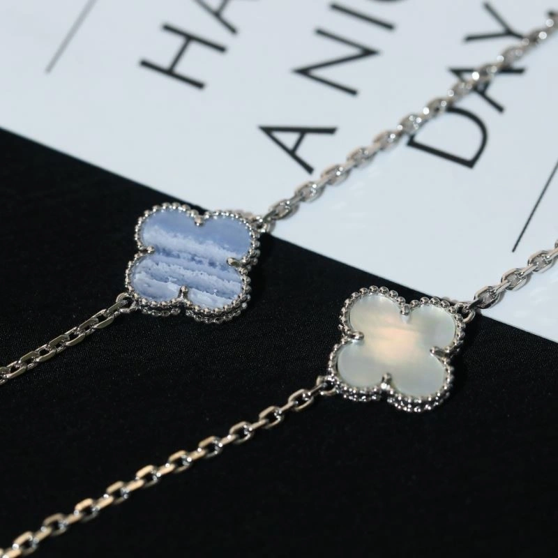 Vca Necklaces Chic 254172
