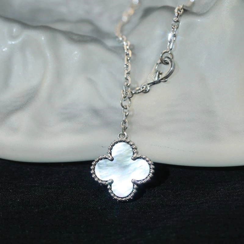 Vca Necklaces Chic 254172