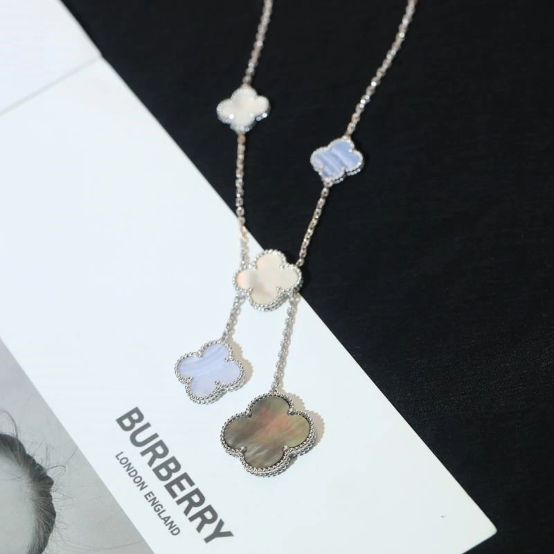Vca Necklaces Chic 254172