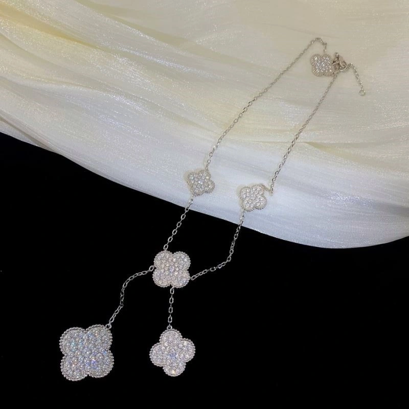 Vca Necklaces Soft 254178