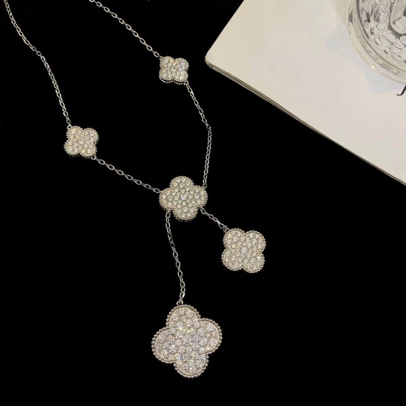 Vca Necklaces Soft 254178