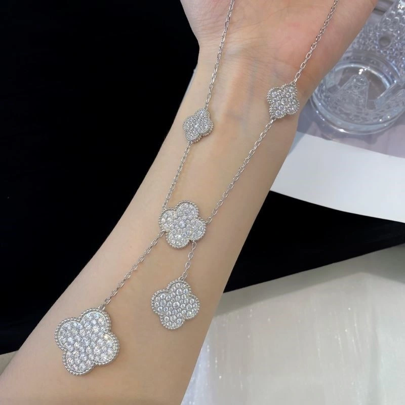 Vca Necklaces Soft 254178