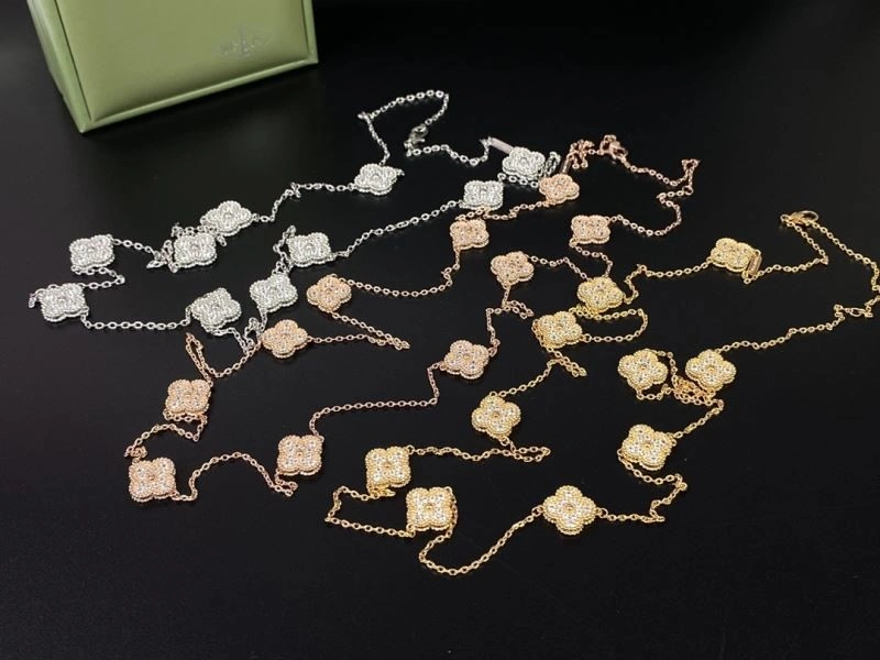 ZipUp Vca Necklaces 254171
