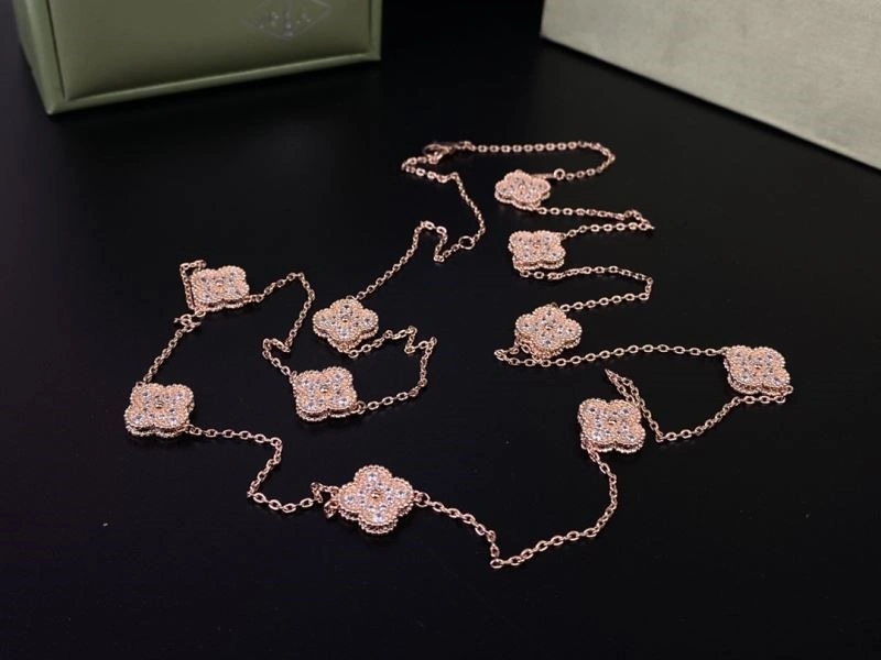 ZipUp Vca Necklaces 254171