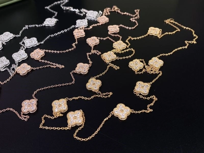 ZipUp Vca Necklaces 254171