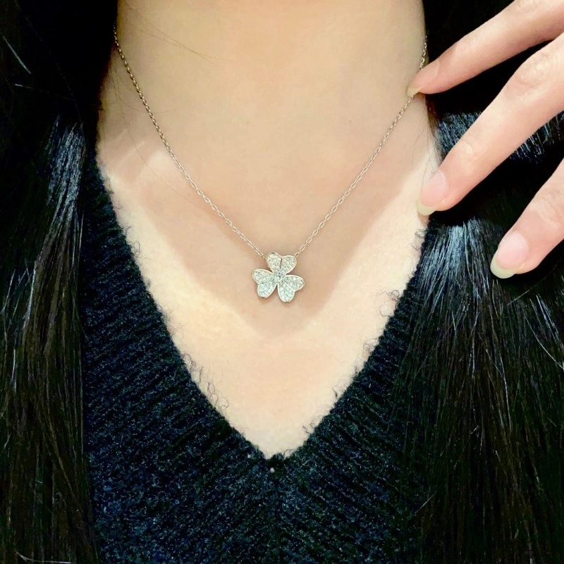 Vca Necklaces HighPerformance 254187
